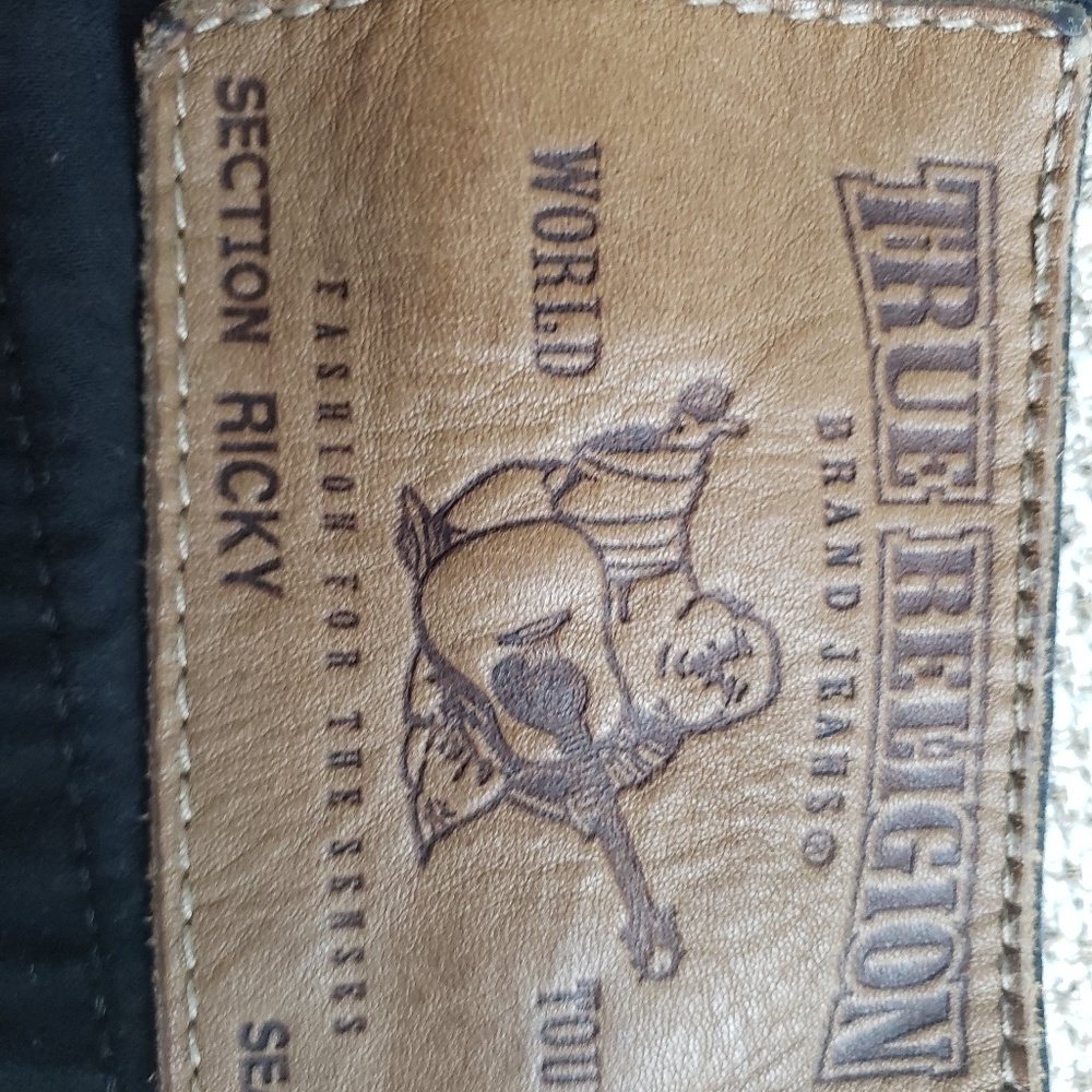 TRUE RELIGION JEANS